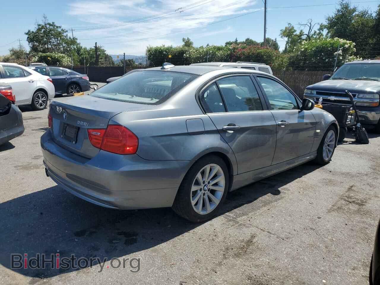 2011 BMW 3 SERIES - VIN: WBAPH5G55BNM80691 - Фото 3