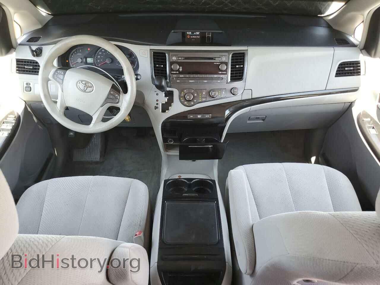 2012 TOYOTA All Models - VIN: 5TDKK3DC5CS225640 - Фото 8