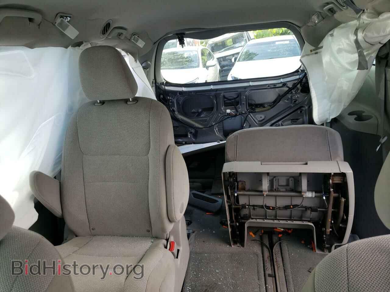 2017 TOYOTA All Models - VIN: 5TDZZ3DC2HS813061 - Фото 10