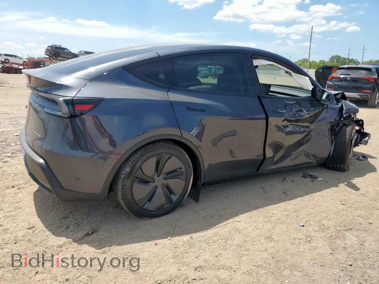2026 TESLA MODEL Y - VIN: 7SAYGDEE3TA409125 - Фото 3