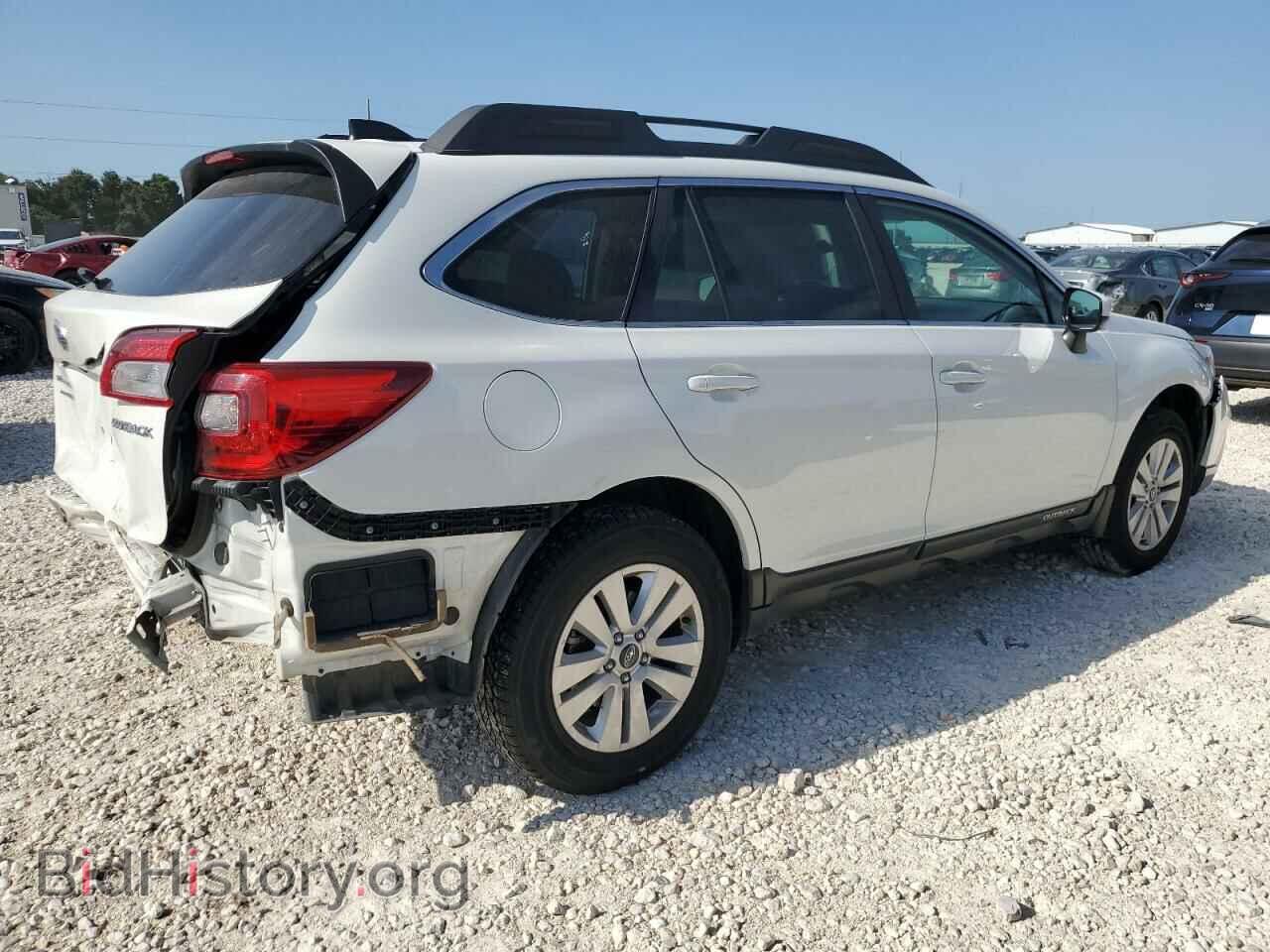 2018 SUBARU OUTBACK - VIN: 4S4BSADC2J3282425 - Фото 3