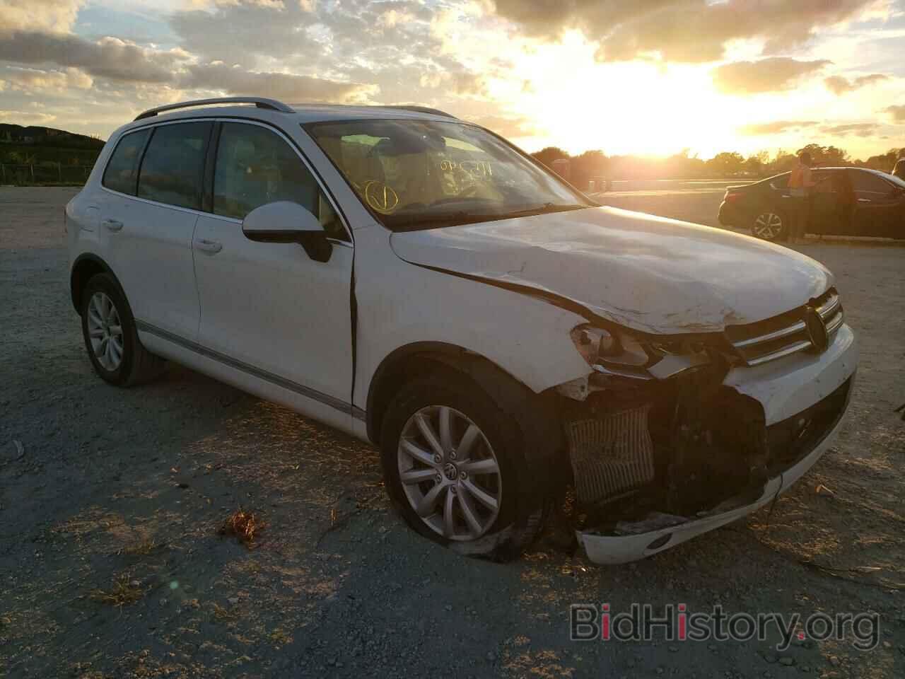 Photo WVGEK9BP2CD007412 - VOLKSWAGEN TOUAREG 2012