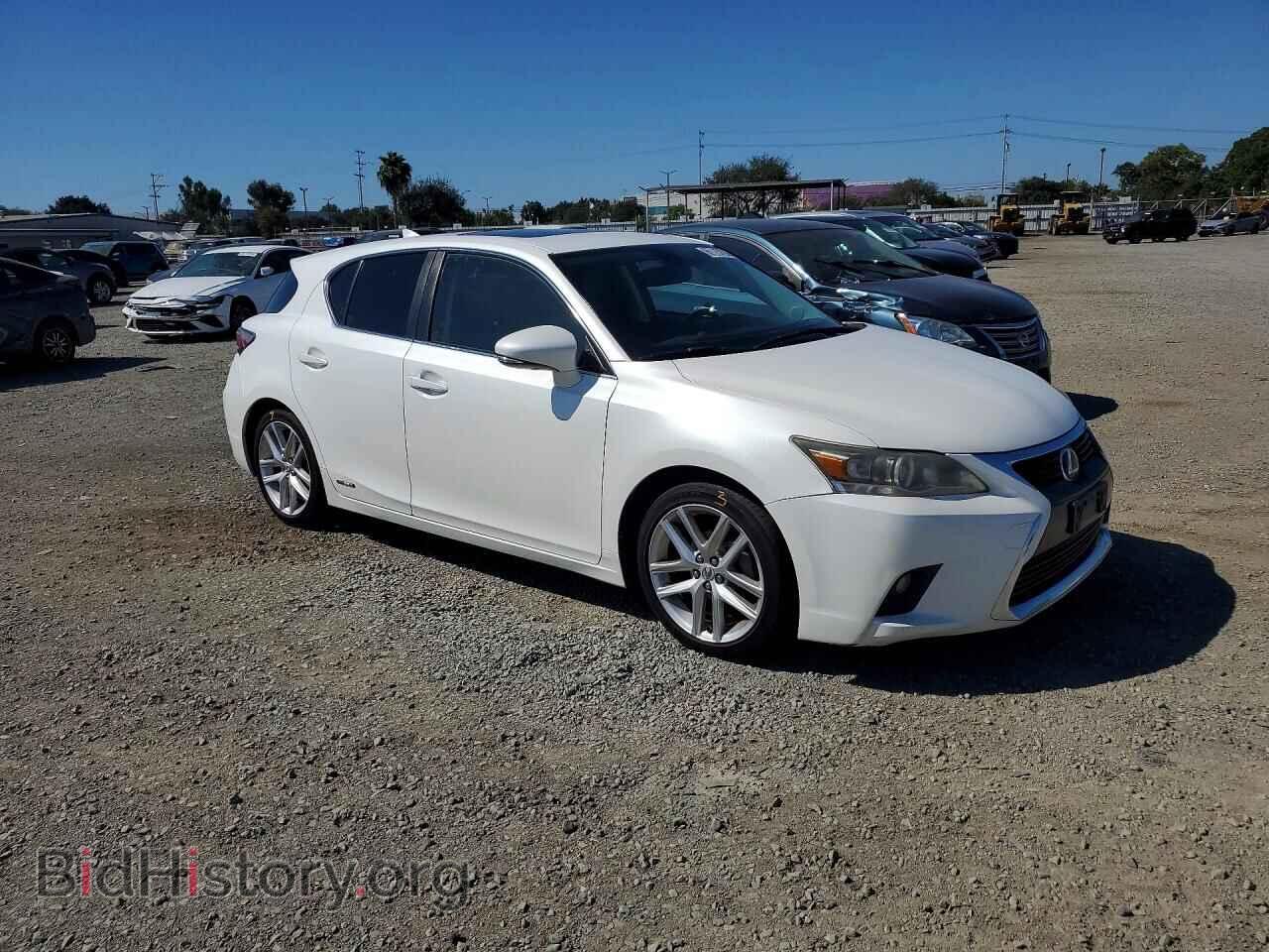 2017 LEXUS CT 200 - VIN: JTHKD5BHXH2293692 - Photo 4