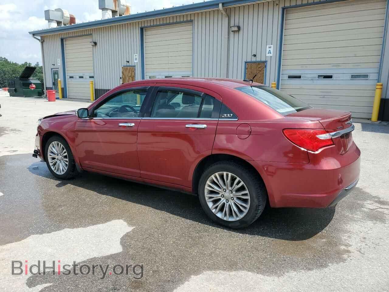 2012 CHRYSLER 200 - VIN: 1C3CCBCG0CN107330 - Фото 2