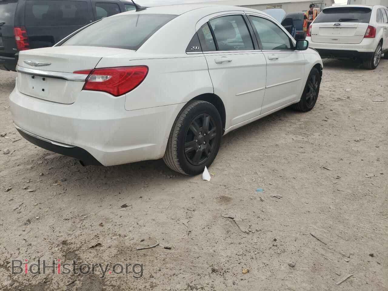 2014 CHRYSLER 200 - VIN: 1C3CCBABXEN238145 - Фото 4