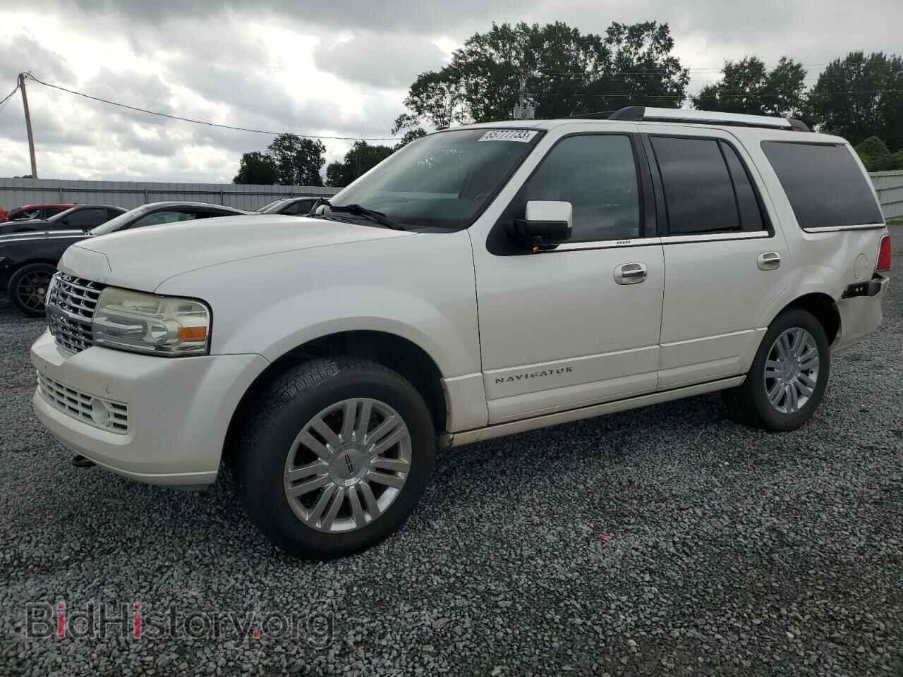 Photo 5LMJJ2J5XAEJ06864 - LINCOLN NAVIGATOR 2010