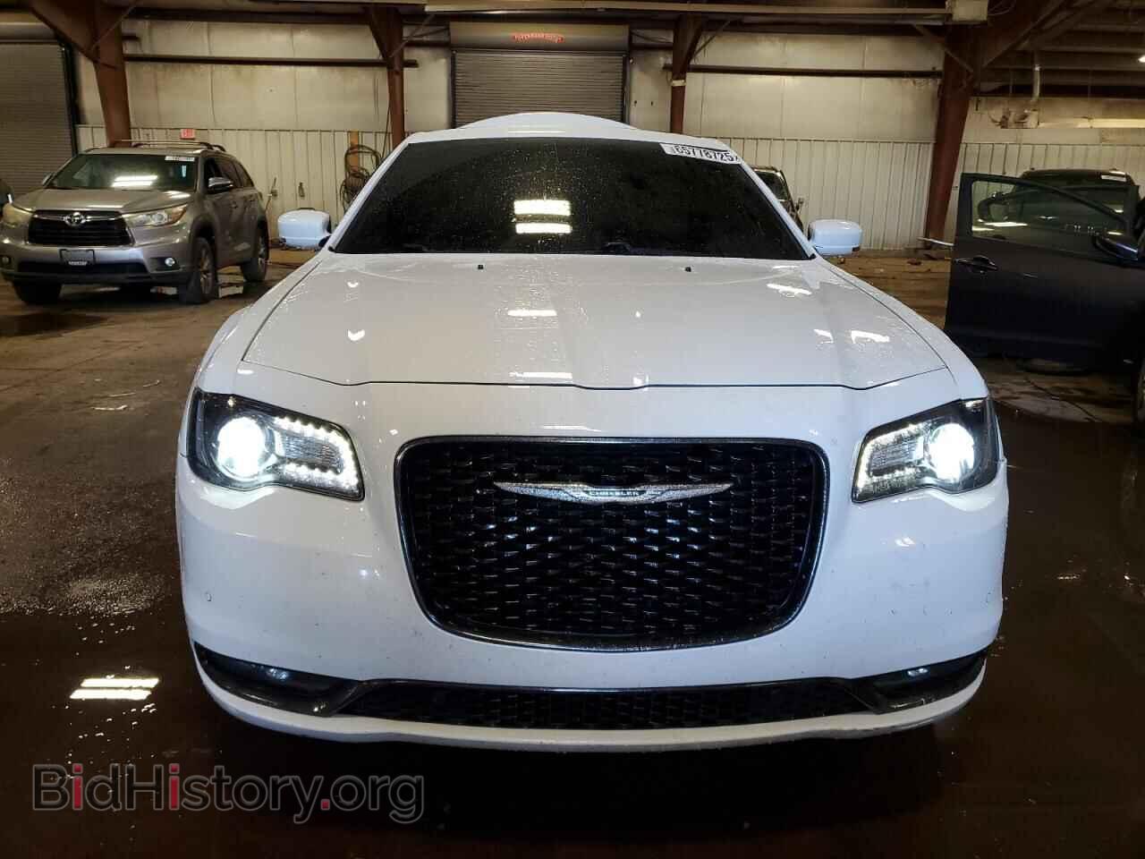 2018 CHRYSLER 300 - VIN: 2C3CCAGG3JH160629 - Фото 5