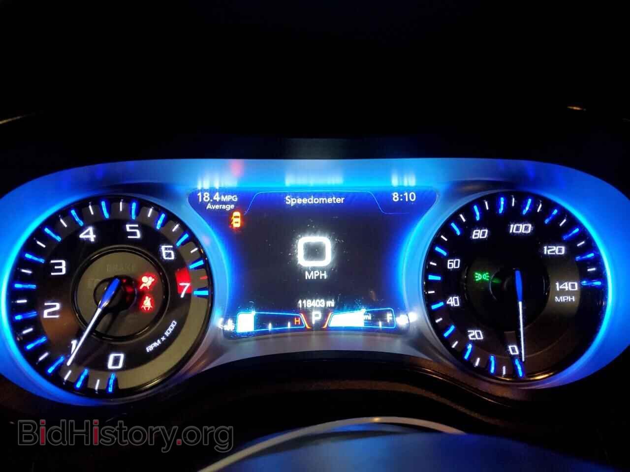 2018 CHRYSLER 300 - VIN: 2C3CCAGG3JH160629 - Фото 9