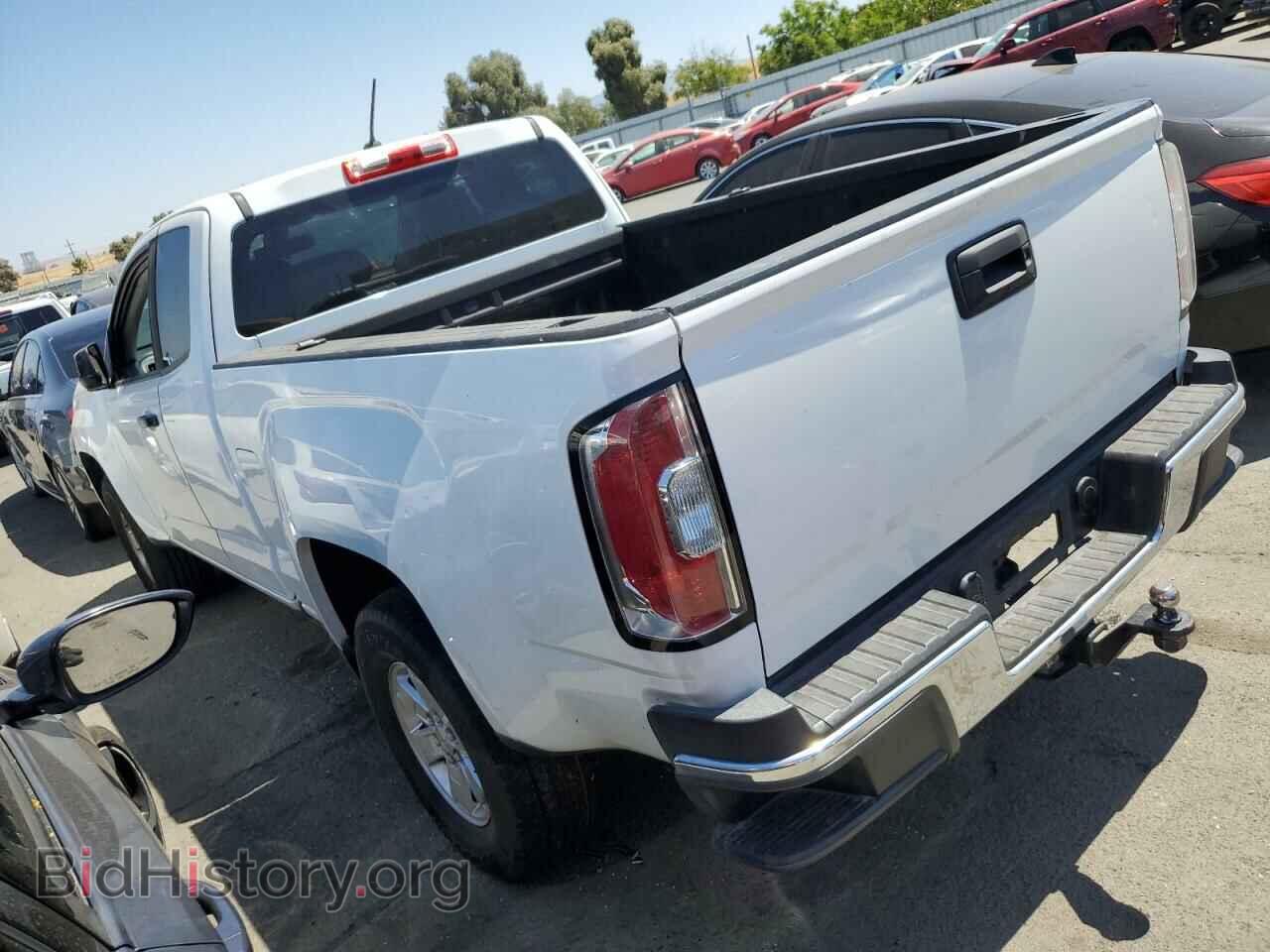 2018 GMC CANYON - VIN: 1GTH5BEA5J1164535 - Photo 2
