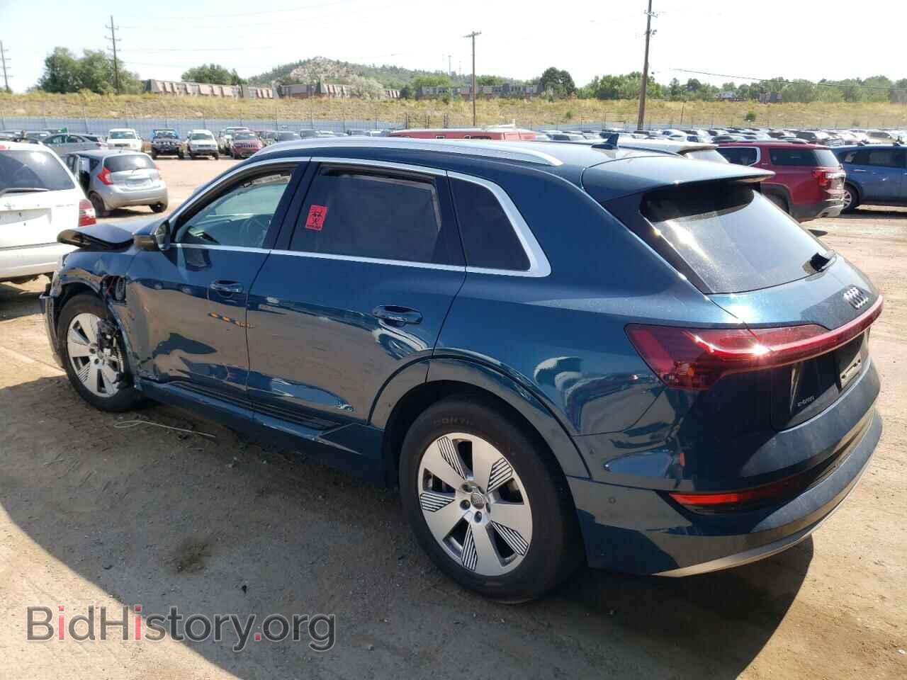 2019 AUDI E-TRON - VIN: WA1VAAGEXKB012037 - Фото 2