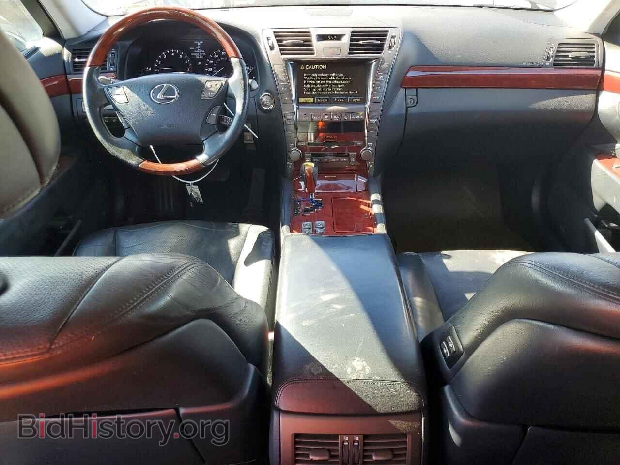 2007 LEXUS LS460 - VIN: JTHGL46F475004671 - Photo 8