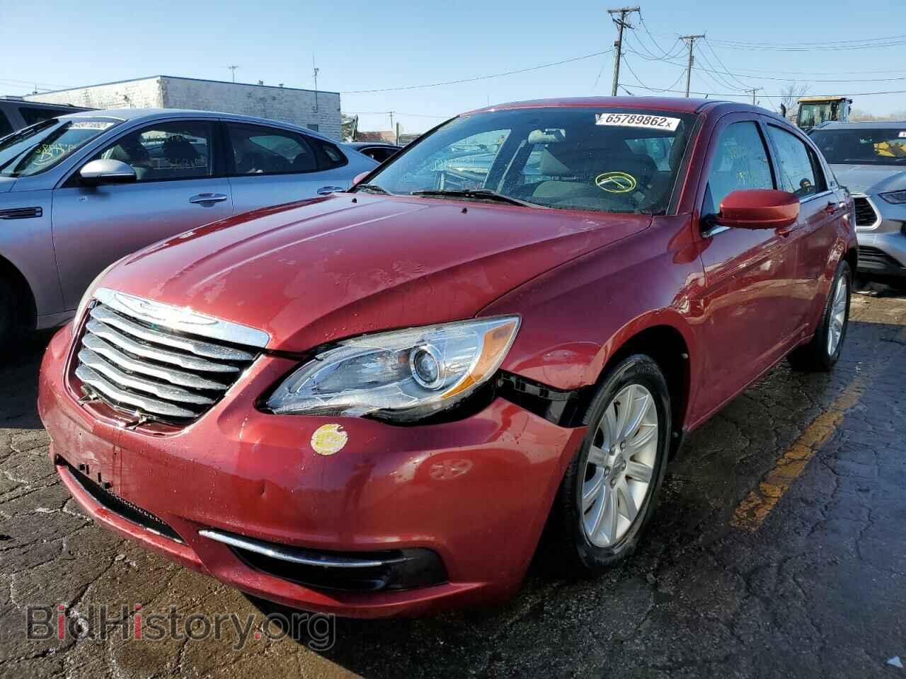 2011 CHRYSLER 200 - VIN: 1C3BC1FB1BN532933 - Фото 2