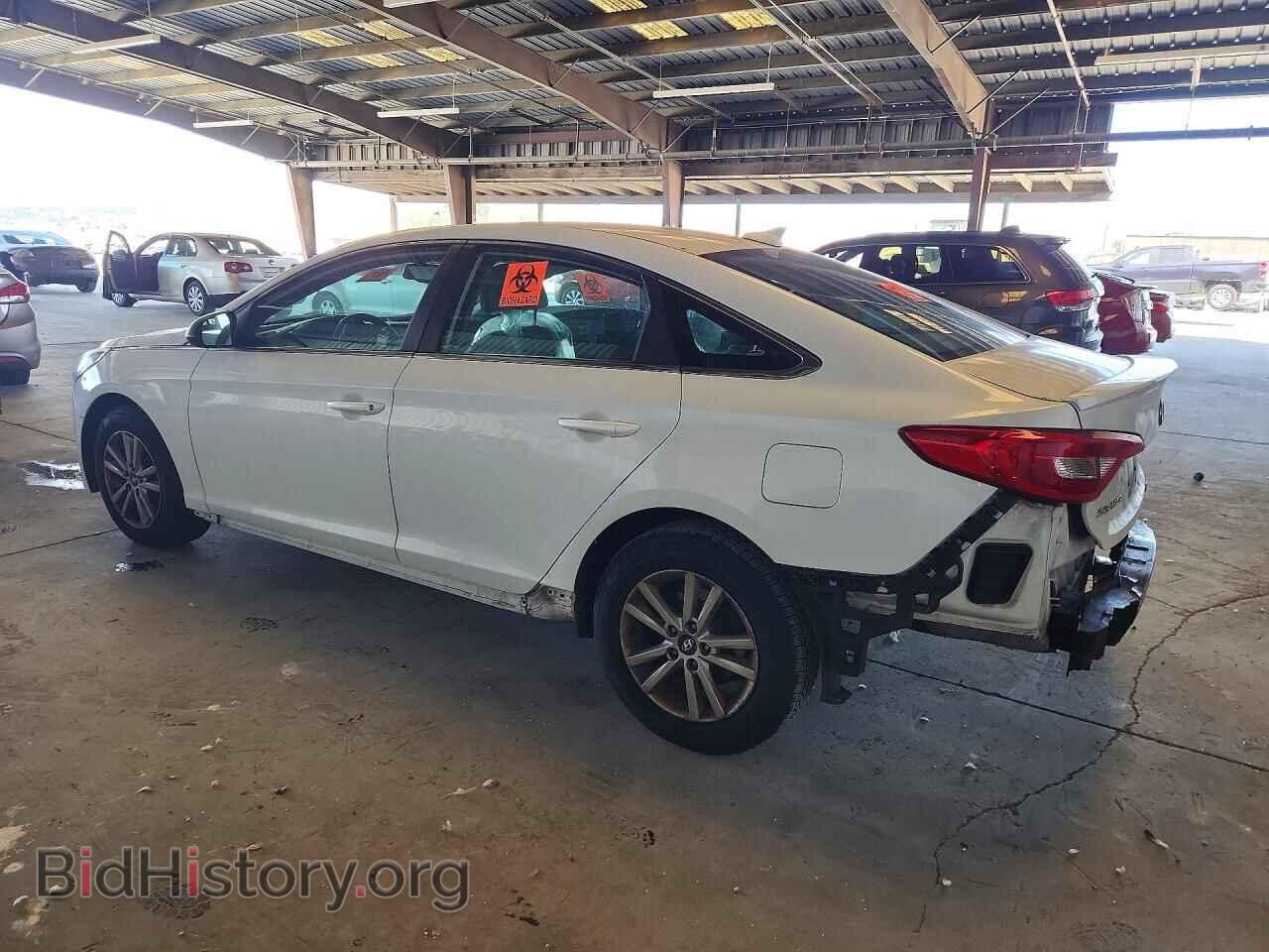 2015 HYUNDAI SONATA - VIN: 5NPE24AF1FH161608 - Фото 2