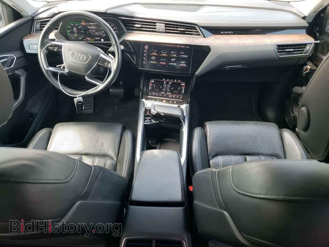 2019 AUDI E-TRON - VIN: WA1VAAGE7KB019785 - Фото 8