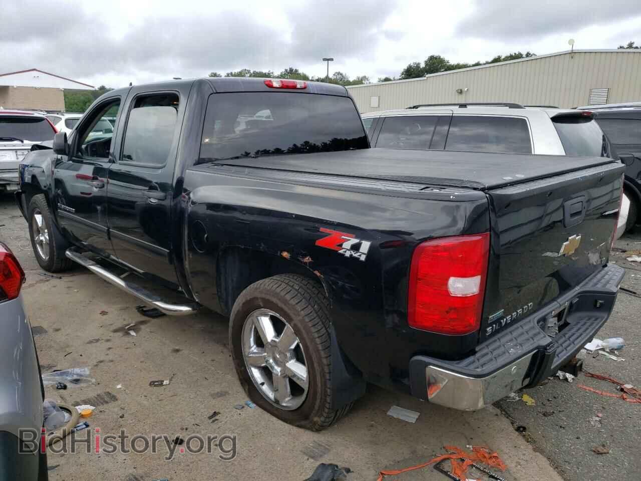 2011 CHEVROLET SILVERADO - VIN: 3GCPKSE33BG249155 - Фото 2