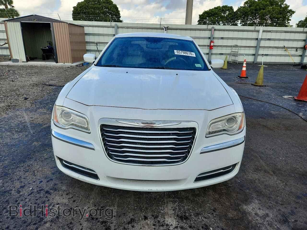 2014 CHRYSLER 300 - VIN: 2C3CCAAG9EH335996 - Photo 5