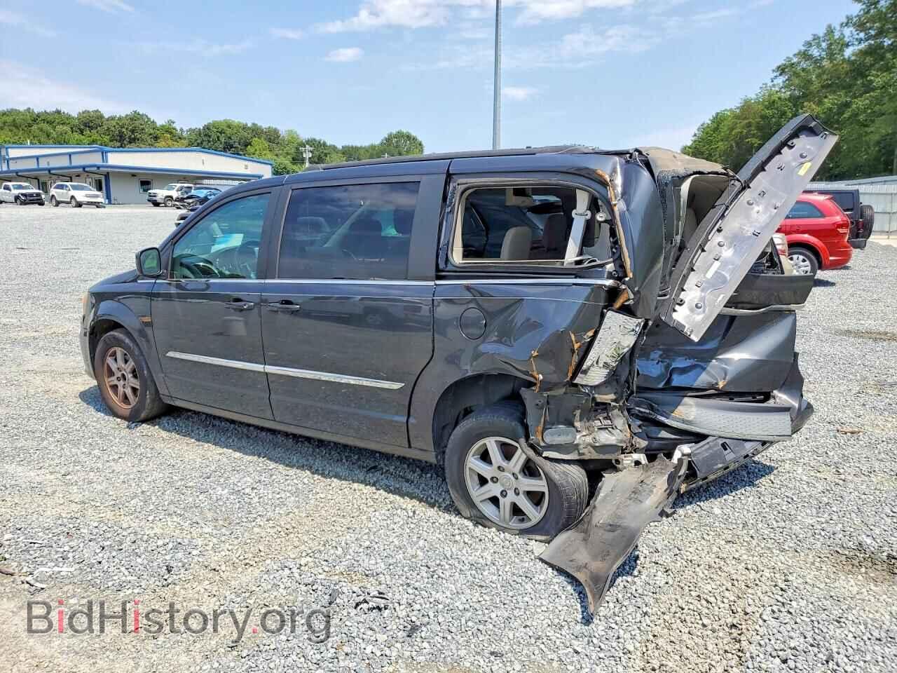 2011 CHRYSLER MINIVAN - VIN: 2A4RR5DG3BR621611 - Photo 2