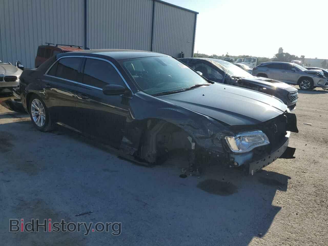 2017 CHRYSLER 300 - VIN: 2C3CCAAG6HH661999 - Фото 4