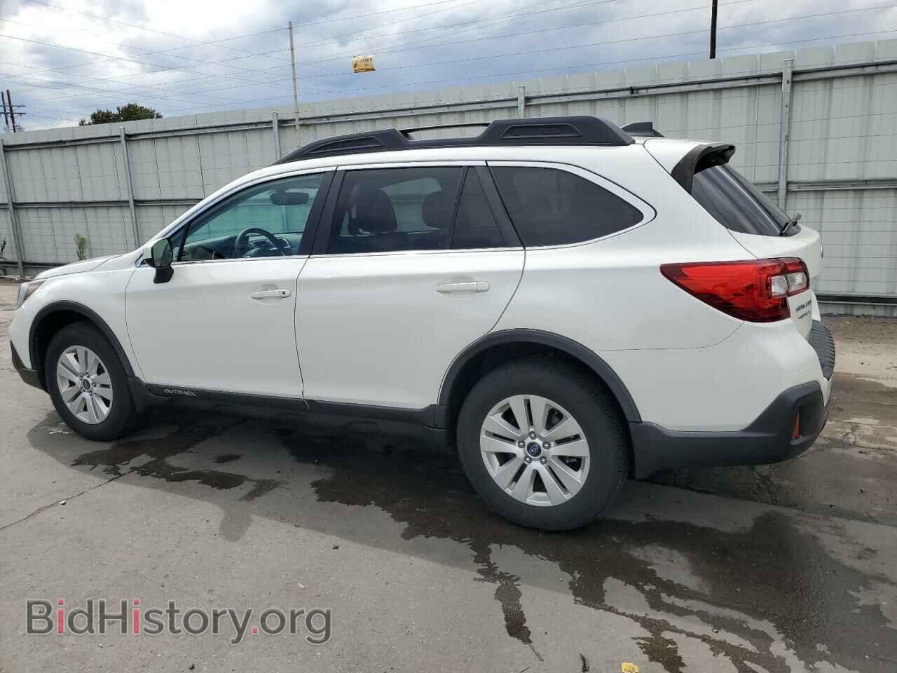 2019 SUBARU OUTBACK - VIN: 4S4BSAFC5K3390455 - Фото 2