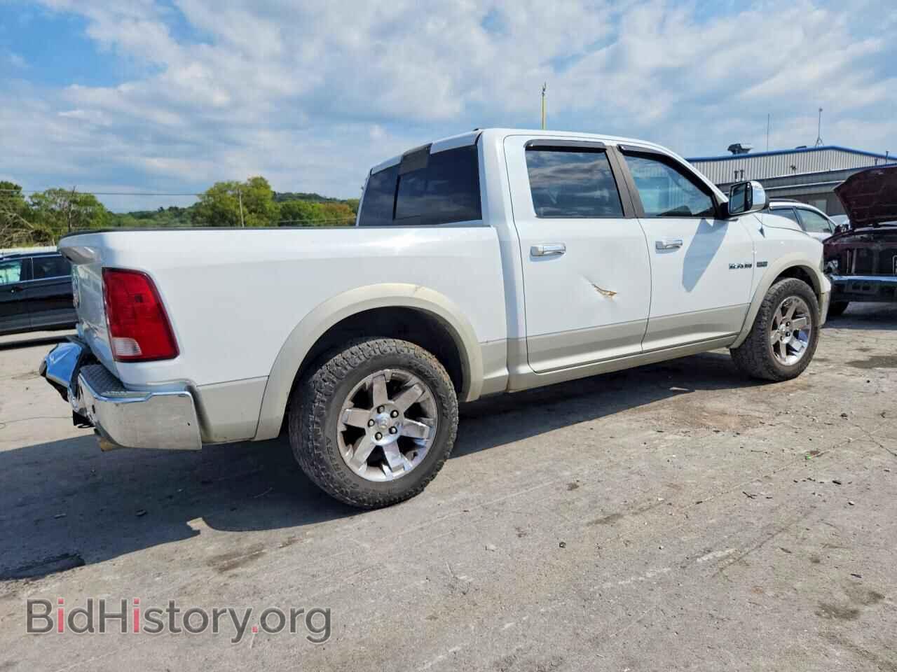 2010 DODGE RAM 1500 - VIN: 1D7RB1CT6AS159114 - Фото 3