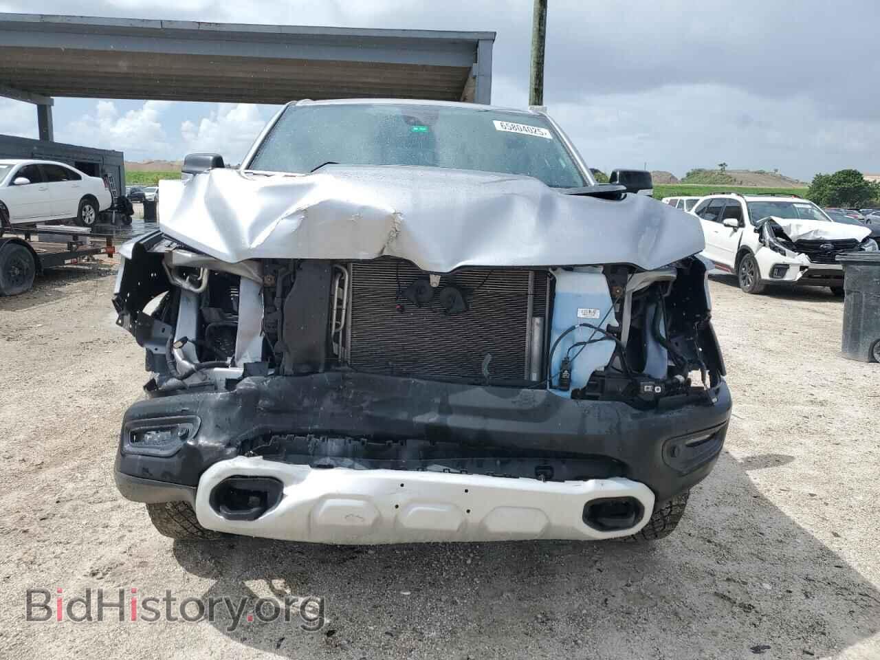 2019 RAM 1500 - VIN: 1C6SRFET8KN695703 - Фото 5