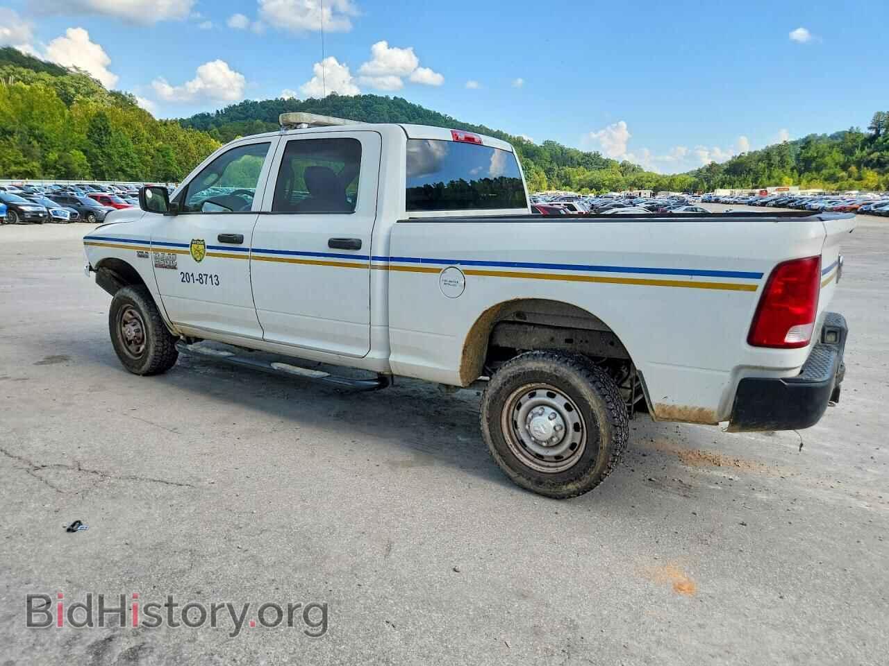 2016 RAM 2500 - VIN: 3C6TR5CT5GG156232 - Photo 2