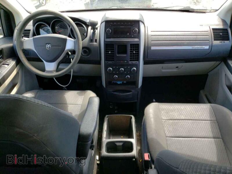 2010 Dodge CARAVAN (VIN 2D4RN4DE5AR145650) — фото 8 из 13