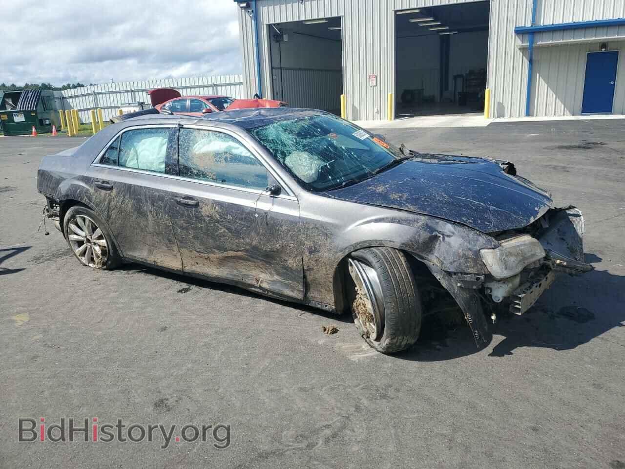 2016 CHRYSLER 300 - VIN: 2C3CCARG2GH262381 - Фото 4