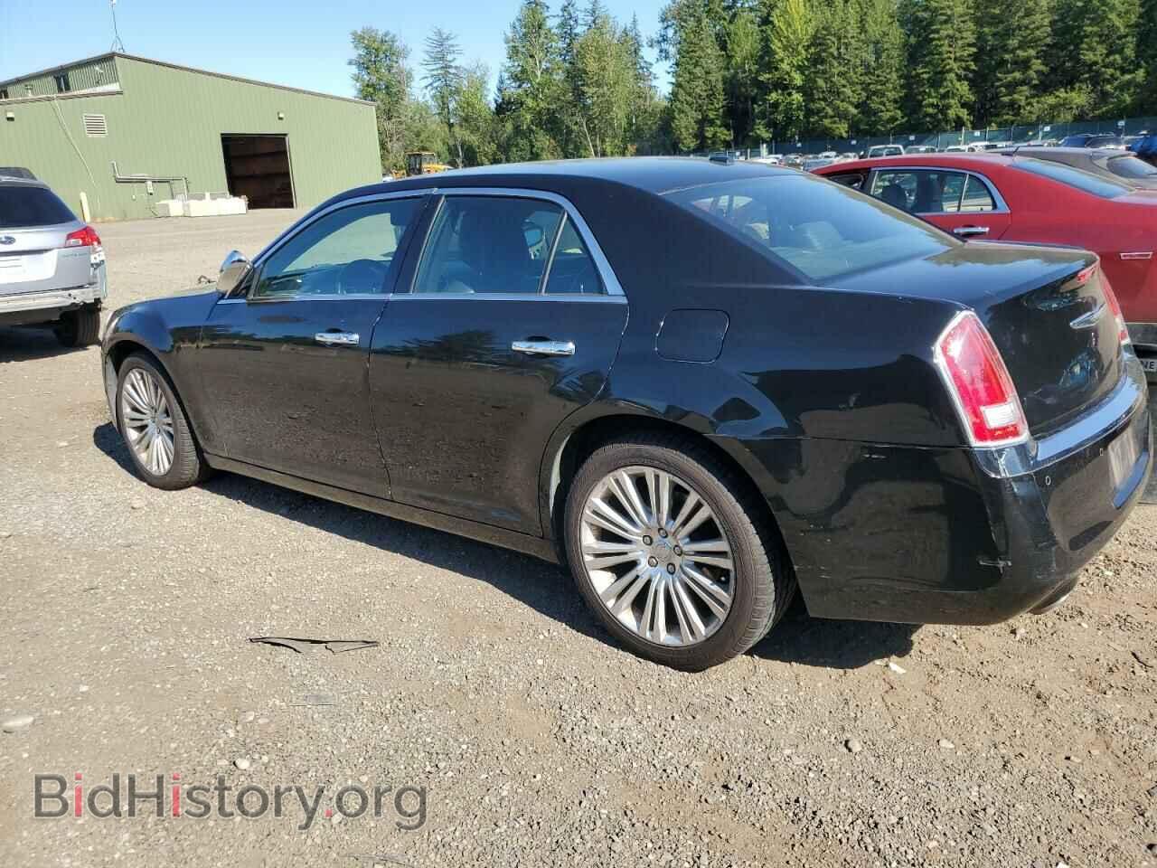 2011 CHRYSLER 300 - VIN: 2C3CA5CG5BH594779 - Фото 2