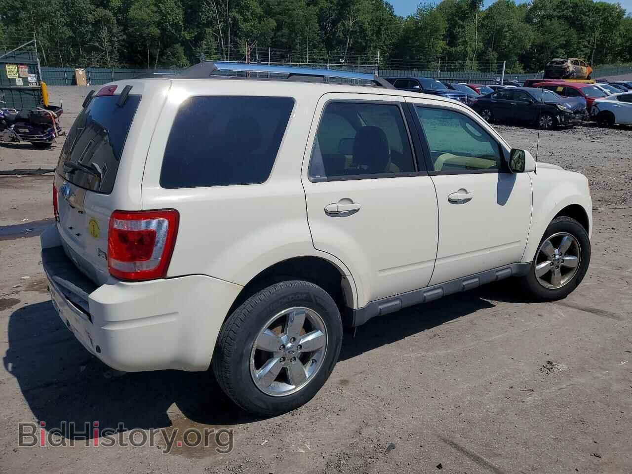 2011 FORD ESCAPE - VIN: 1FMCU9EG3BKB88334 - Фото 3