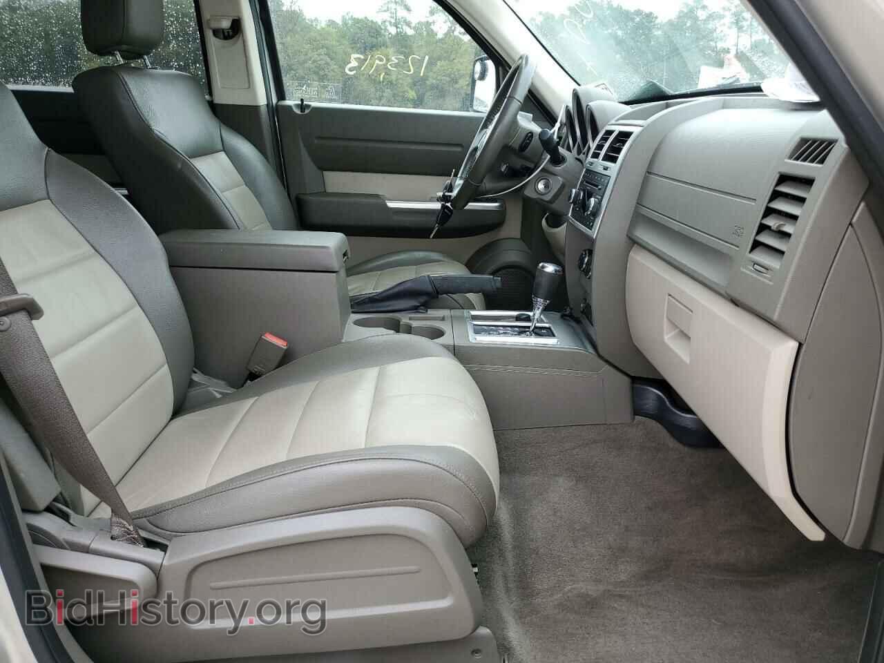 2008 DODGE NITRO - VIN: 1D8GU58K88W218817 - Photo 5