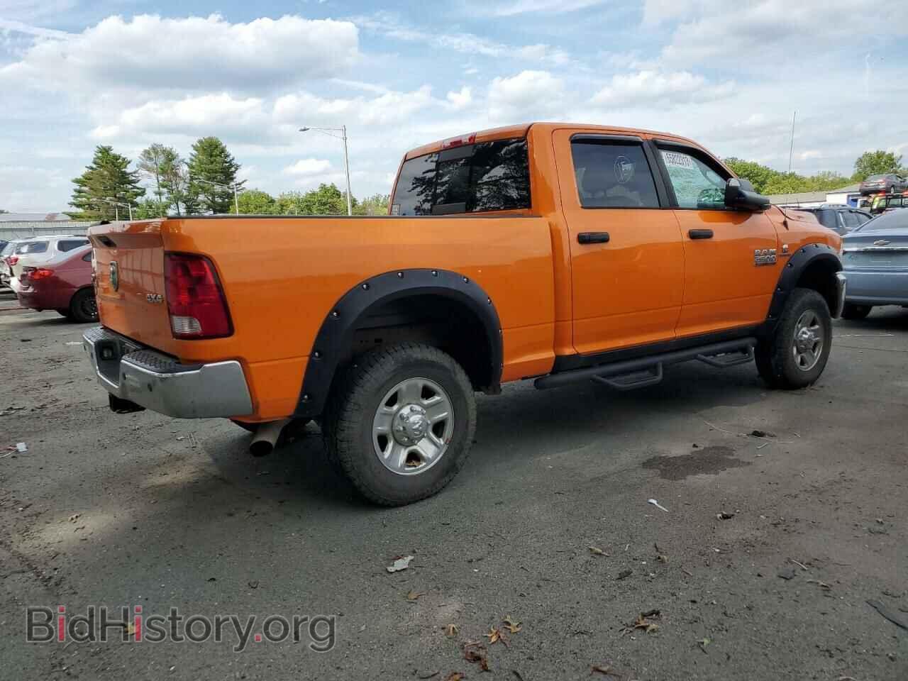2014 RAM All Models - VIN: 3C6UR5DL1EG150766 - Фото 3
