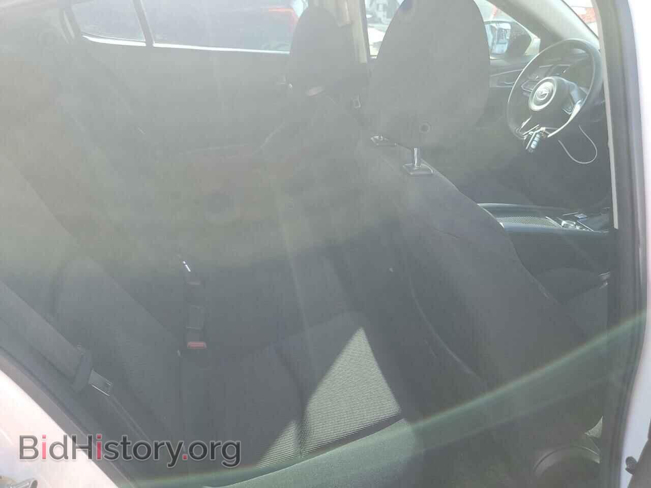 2018 MAZDA 3 - VIN: 3MZBN1U79JM244538 - Фото 10