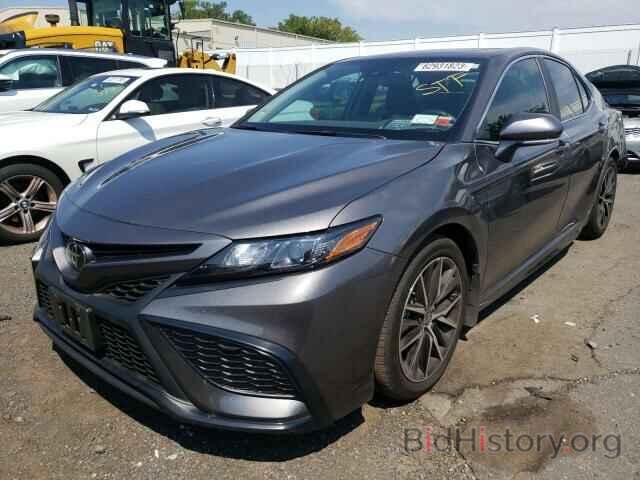 Photo 4T1T11BK0MU030737 - TOYOTA CAMRY 2021