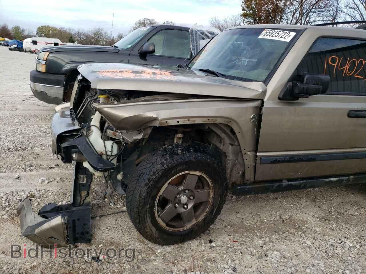 2006 JEEP COMMANDER - VIN: 1J8HG48N46C193677 - Photo 9