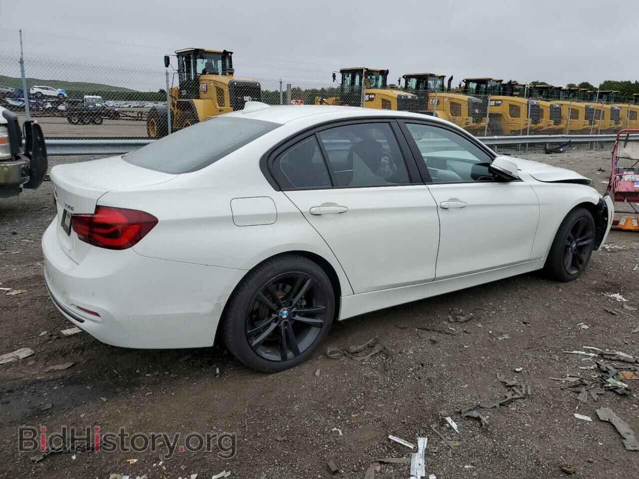 2018 BMW 3 SERIES - VIN: WBA8D9C59JA608305 - Фото 3