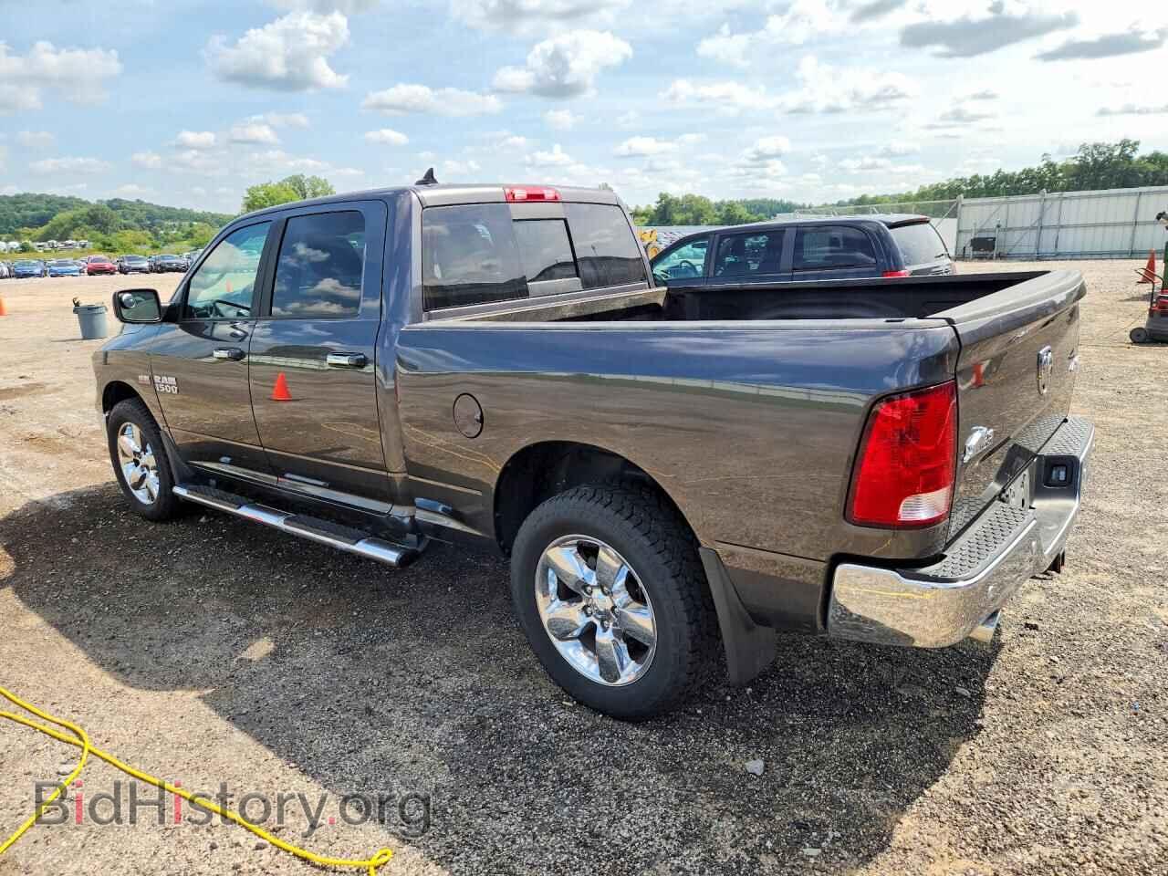 2018 RAM 1500 - VIN: 1C6RR7TT1JS222569 - Photo 2