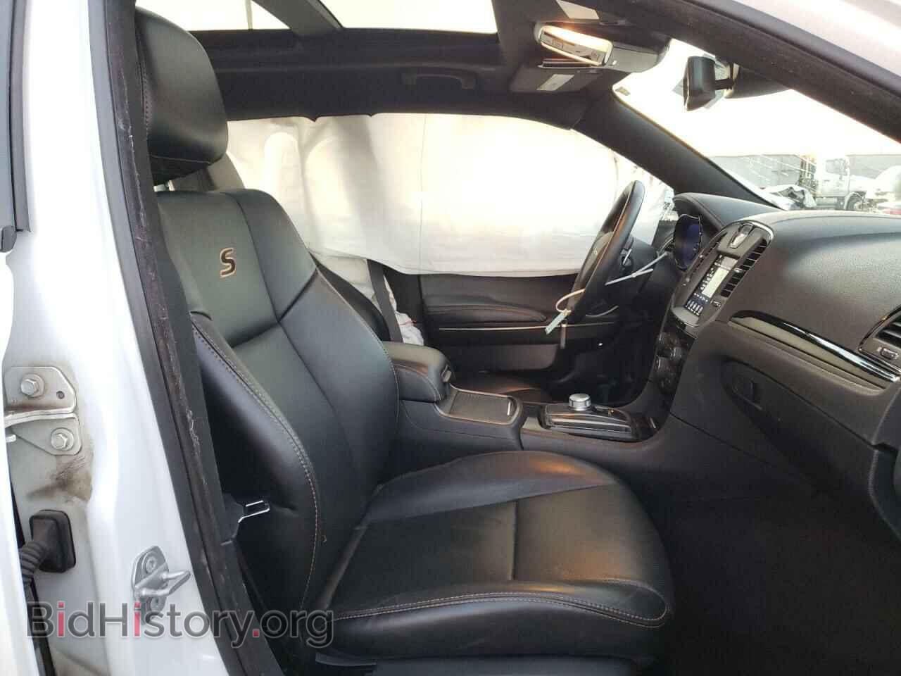 2017 CHRYSLER 300 - VIN: 2C3CCABT9HH577574 - Фото 5