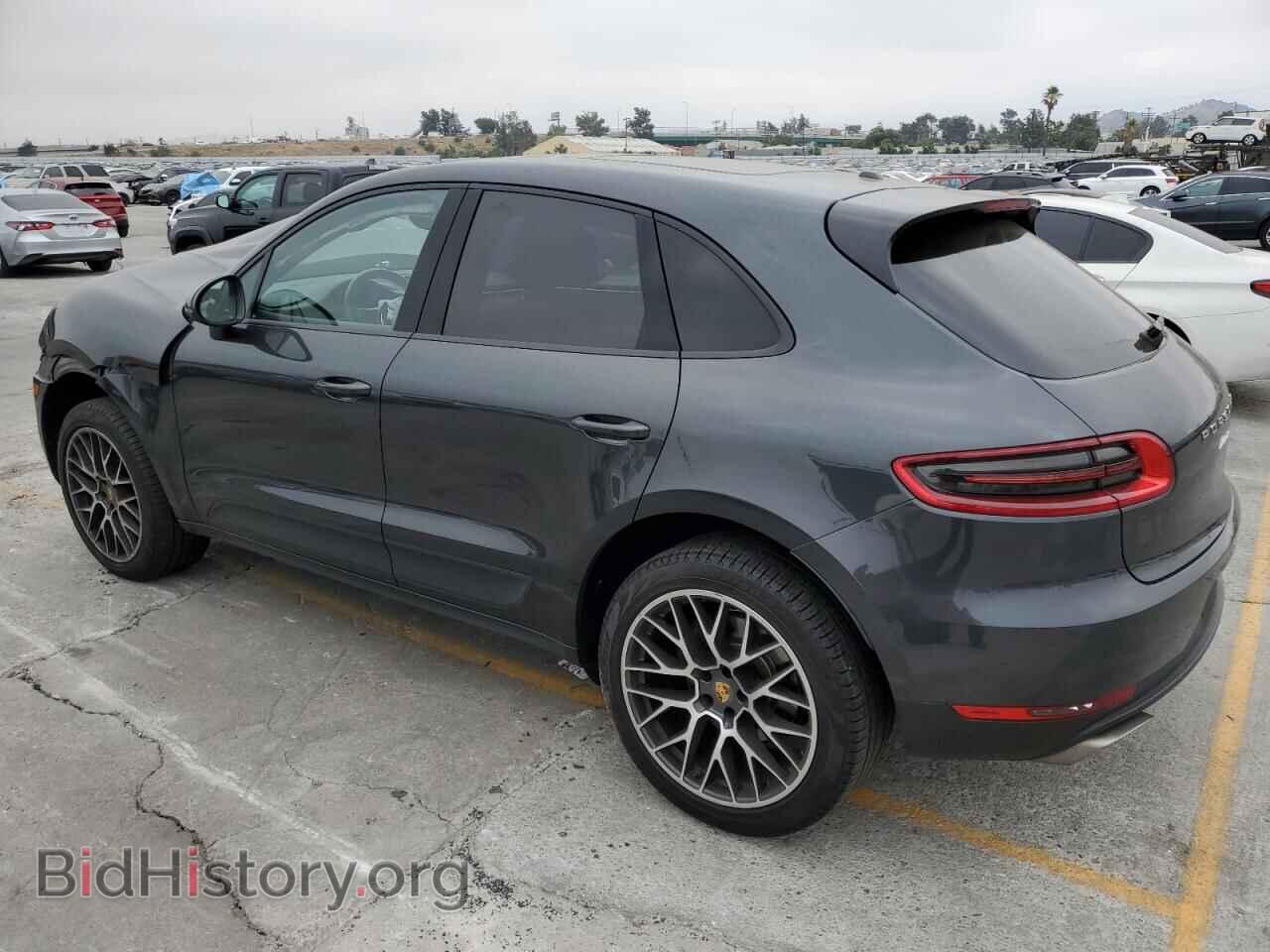 2017 PORSCHE MACAN - VIN: WP1AA2A53HLB03543 - Photo 2
