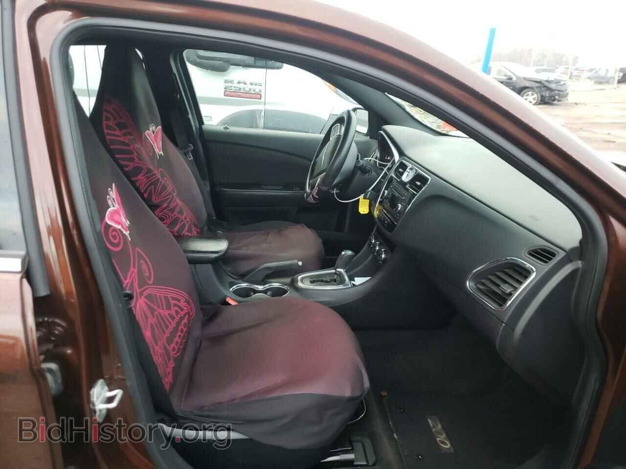 2012 CHRYSLER 200 - VIN: 1C3CCBBB0CN211225 - Фото 5