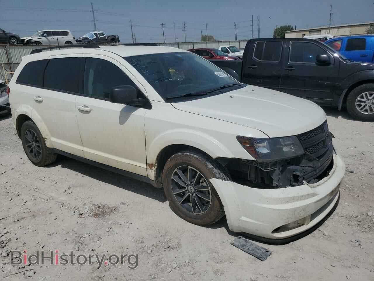 2018 DODGE JOURNEY - VIN: 3C4PDCAB3JT517401 - Фото 4