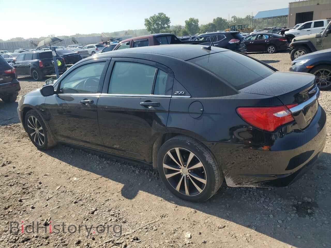 2014 CHRYSLER 200 - VIN: 1C3CCBBG7EN112321 - Photo 2