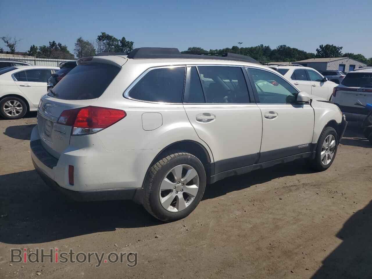 2011 SUBARU OUTBACK - VIN: 4S4BRBGC7B3363158 - Фото 3