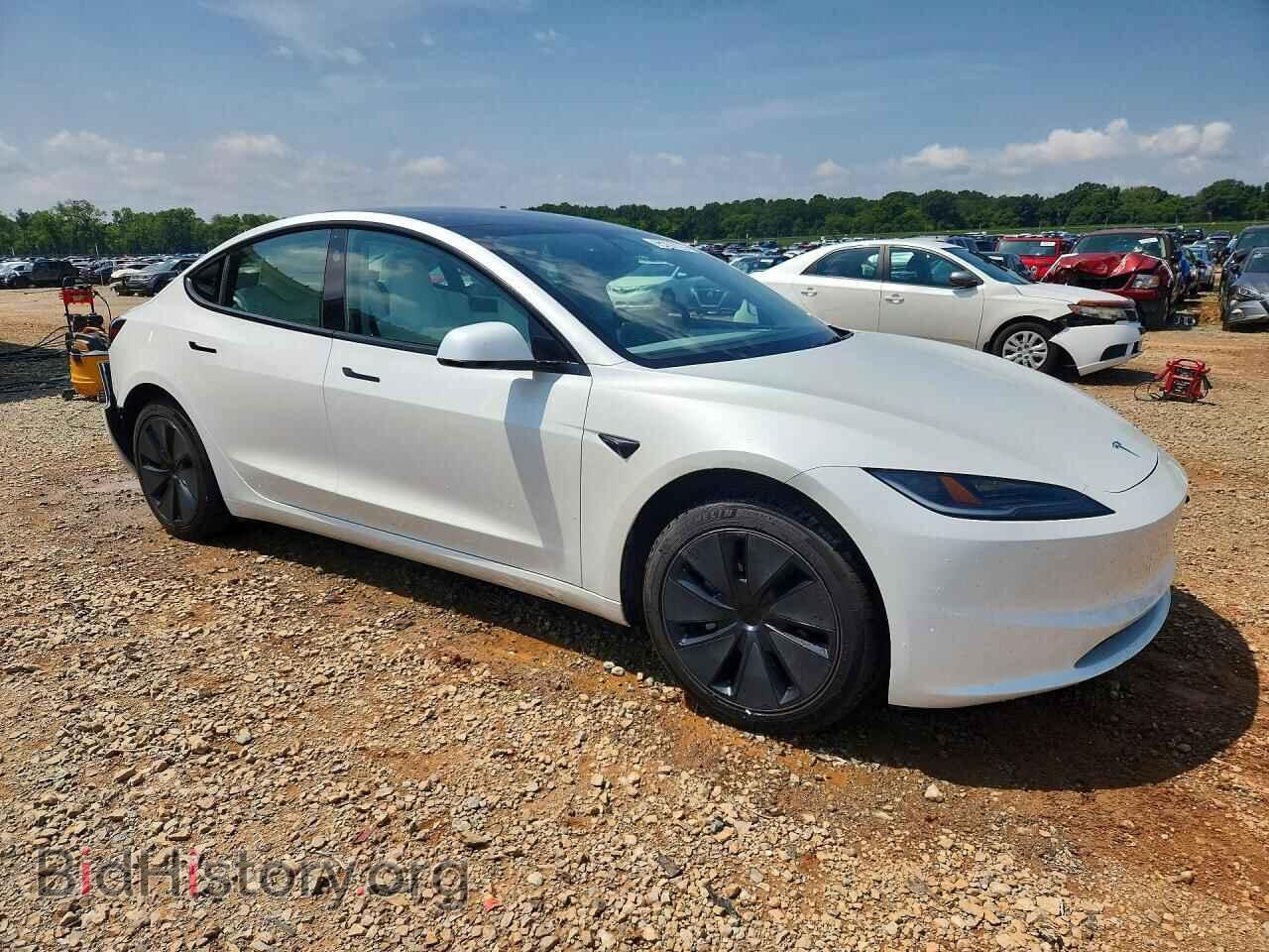 2025 TESLA MODEL 3 - VIN: 5YJ3E1EA1SF062811 - Photo 4