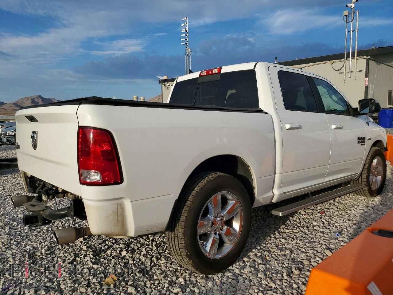 2019 RAM 1500 - VIN: 1C6RR6LT7KS563325 - Фото 3