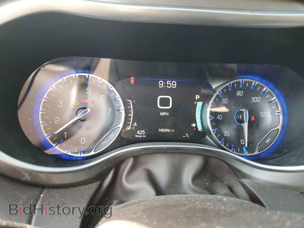 2017 CHRYSLER PACIFICA - VIN: 2C4RC1EG8HR542572 - Photo 9
