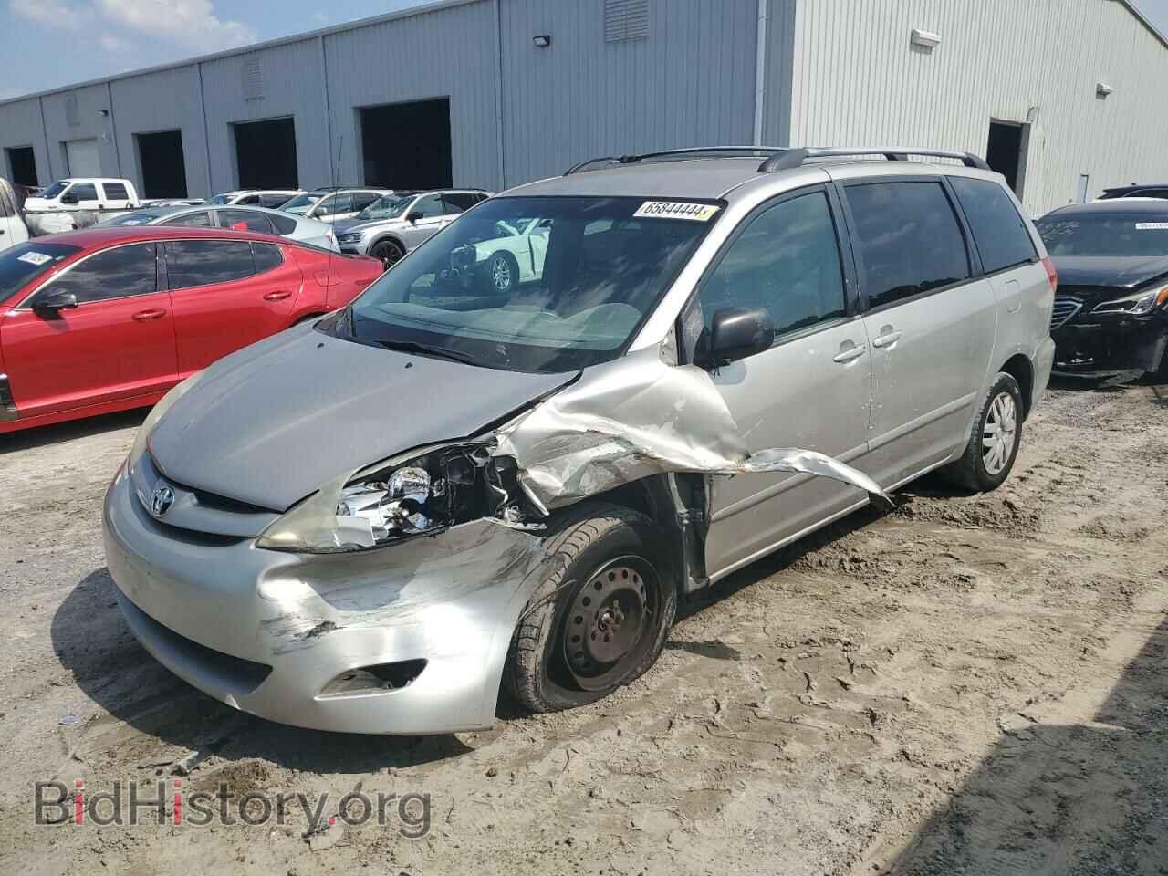 Photo 5TDZK23C68S197090 - TOYOTA All Models 2008