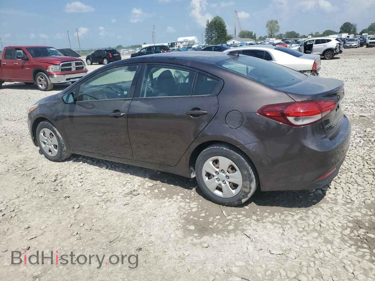2017 KIA FORTE - VIN: 3KPFK4A72HE118545 - Фото 2