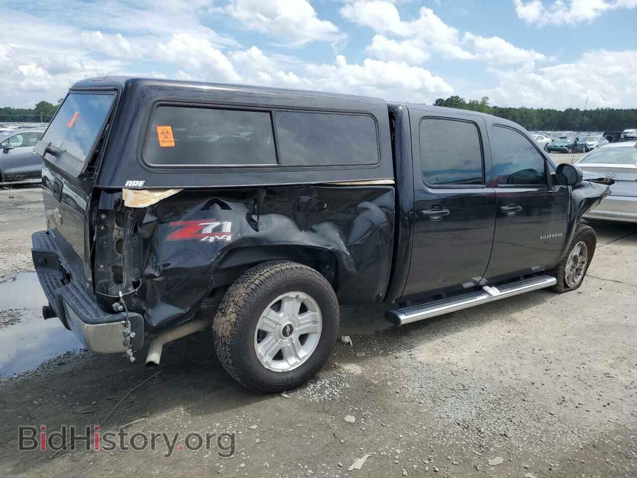 2011 CHEVROLET ALL Models - VIN: 3GCPKSE31BG303049 - Фото 3