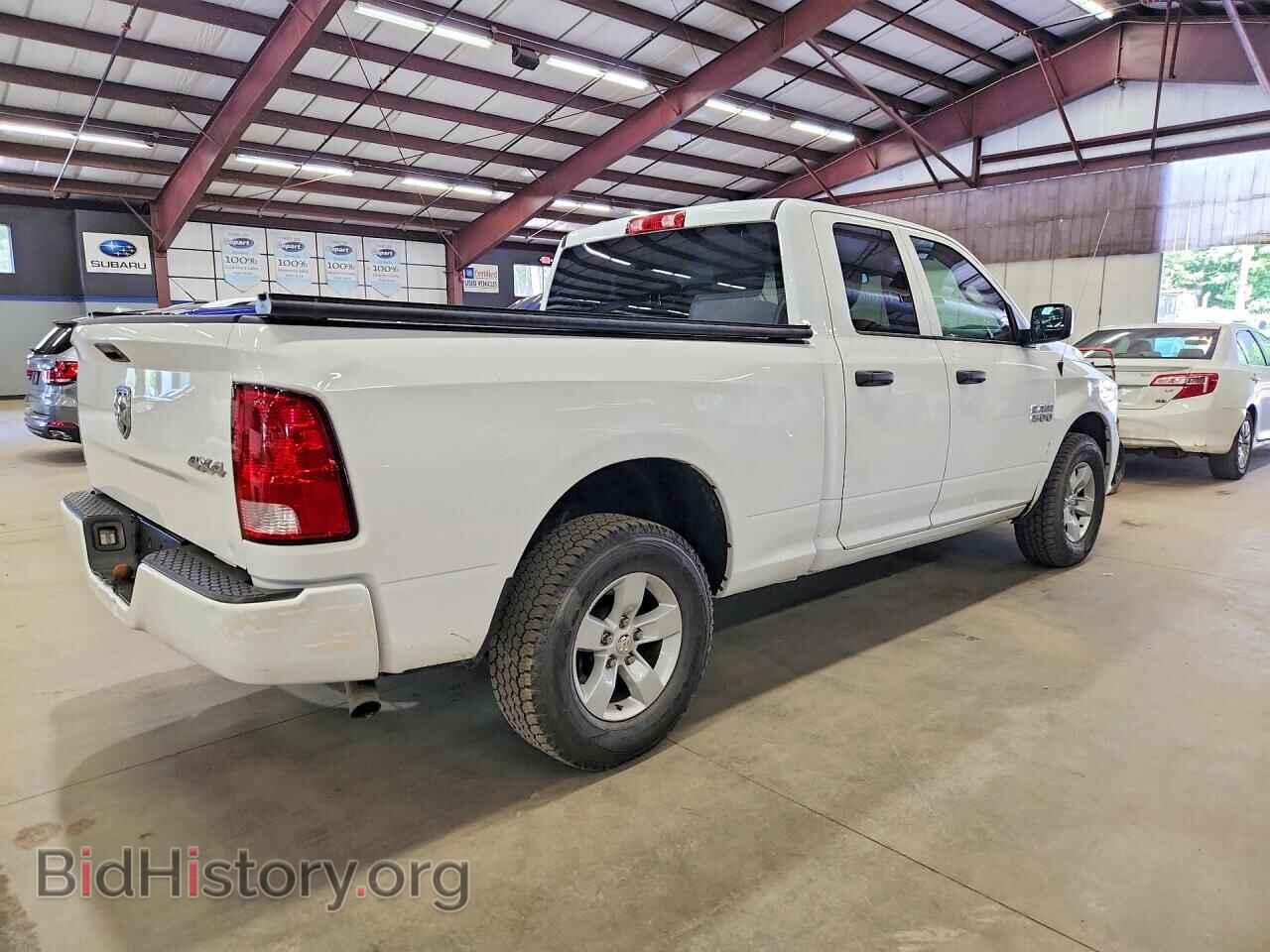 2018 RAM 1500 - VIN: 1C6RR7FG3JS215315 - Фото 3